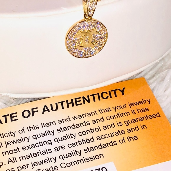 10k solid real gold iced out in genuine Swarovski VVS  crystals, free appraisal - Picture 4 of 5